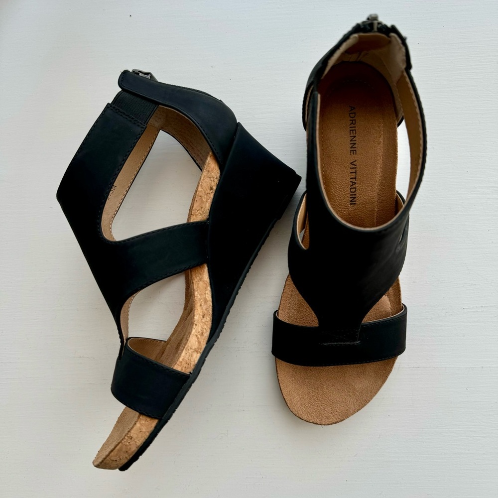 Adrienne Vittadini Wedge Heel Sandals - Black - Size 7.5